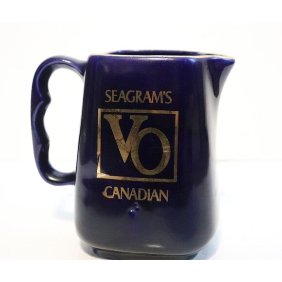 Seagrams VO Canadian Imported Whiskey Cobalt Pitcher Bar Jug‎ - Picture 1 of 4